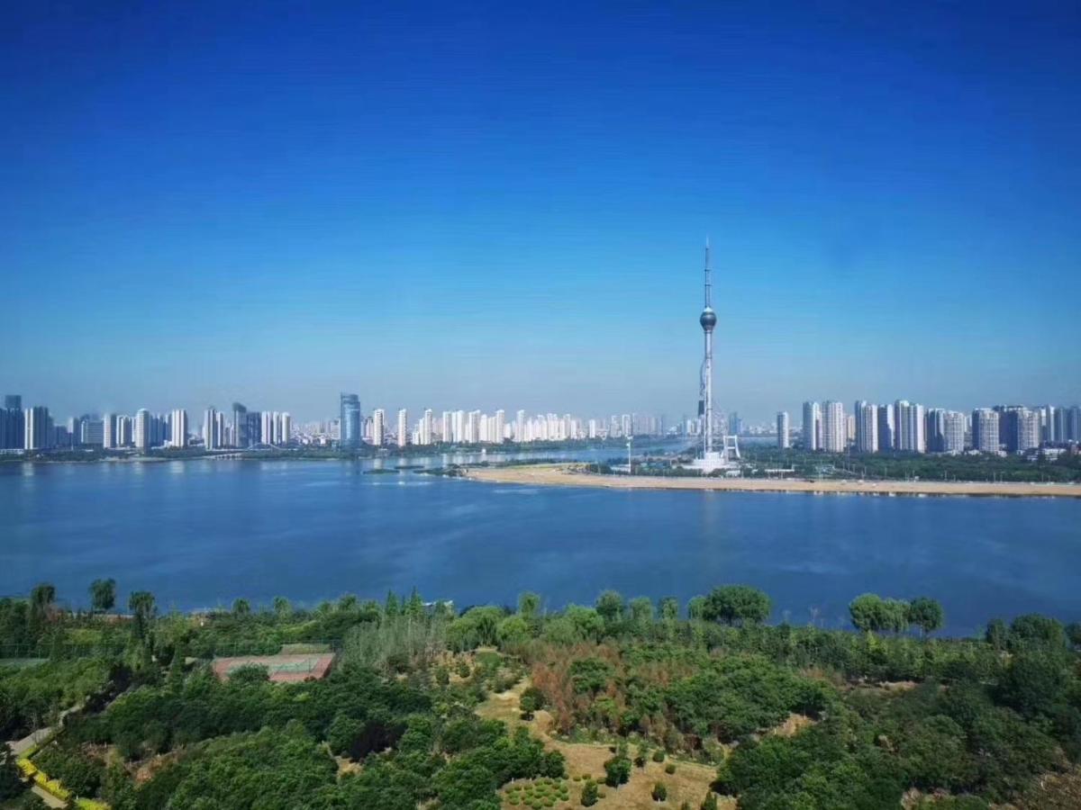 Howard Johnson Xiangyu Plaza Linyi Linyi  Eksteriør bilde