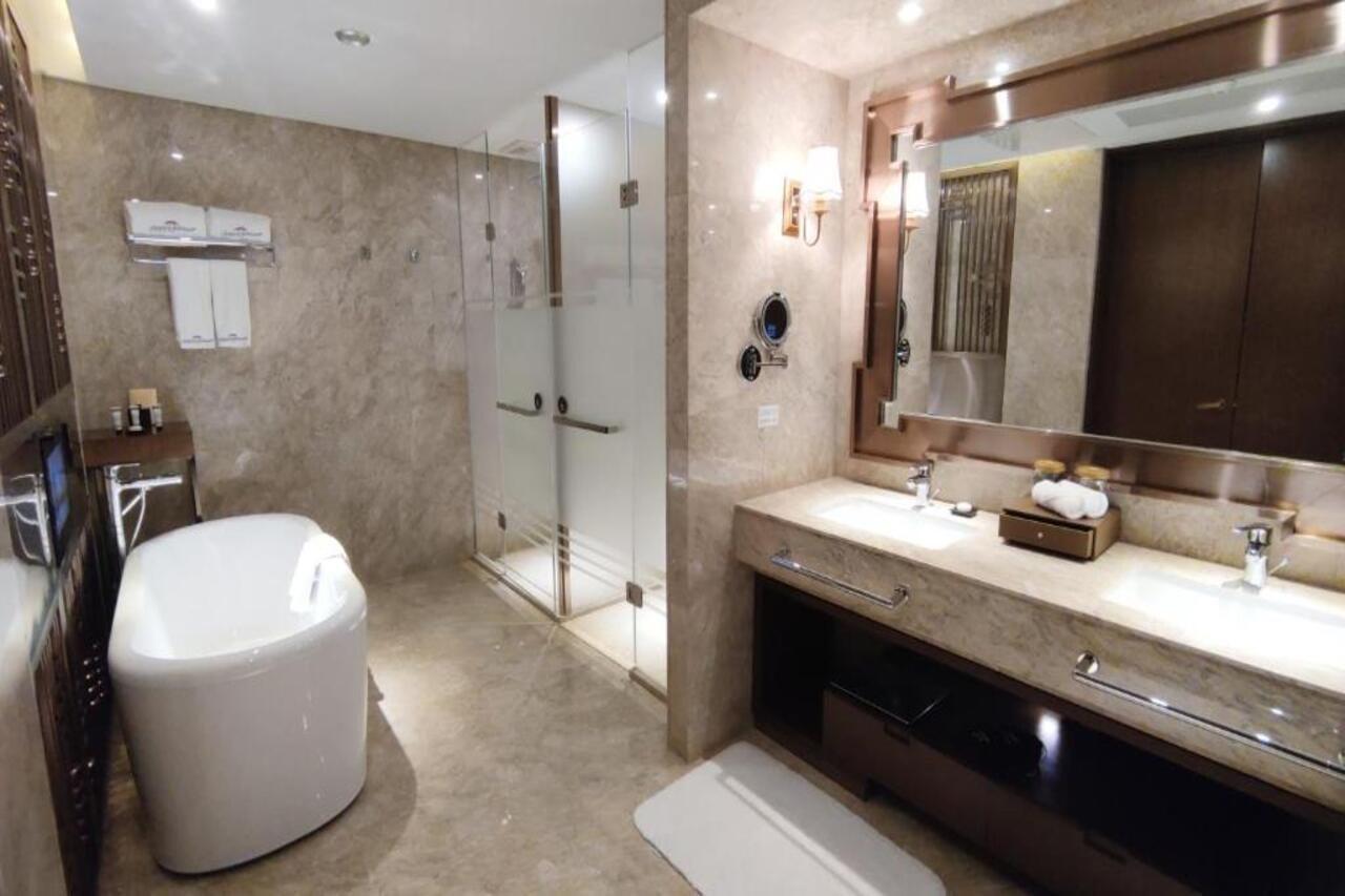 Howard Johnson Xiangyu Plaza Linyi Linyi  Eksteriør bilde