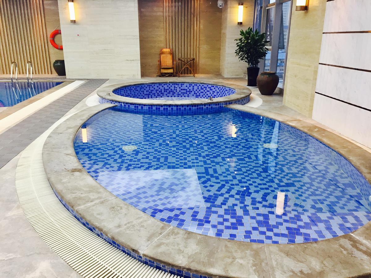 Howard Johnson Xiangyu Plaza Linyi Linyi  Eksteriør bilde