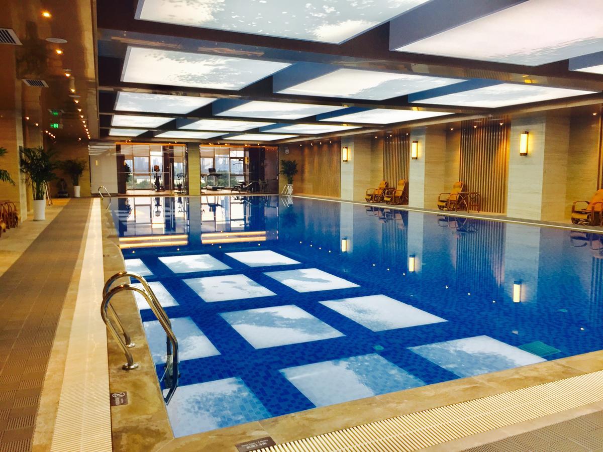 Howard Johnson Xiangyu Plaza Linyi Linyi  Eksteriør bilde
