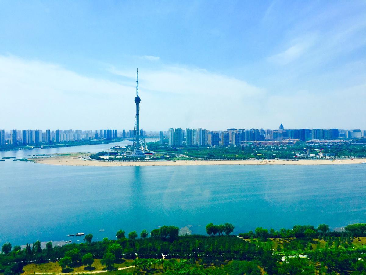 Howard Johnson Xiangyu Plaza Linyi Linyi  Eksteriør bilde