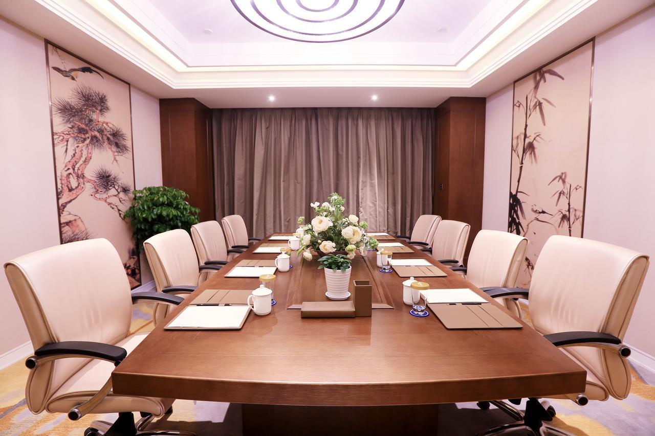 Howard Johnson Xiangyu Plaza Linyi Linyi  Eksteriør bilde