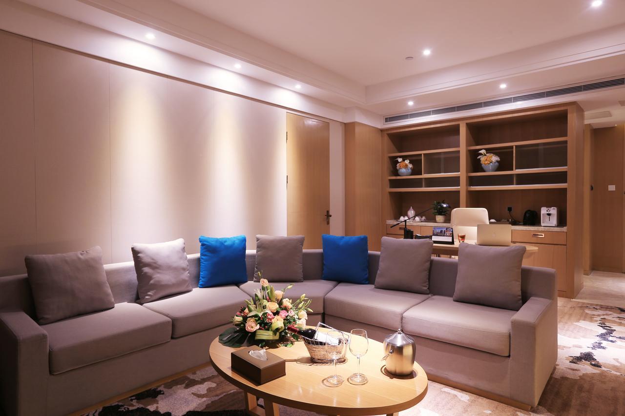 Howard Johnson Xiangyu Plaza Linyi Linyi  Eksteriør bilde