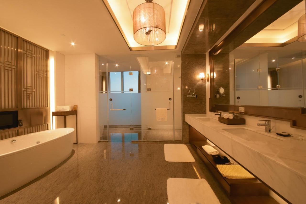 Howard Johnson Xiangyu Plaza Linyi Linyi  Eksteriør bilde